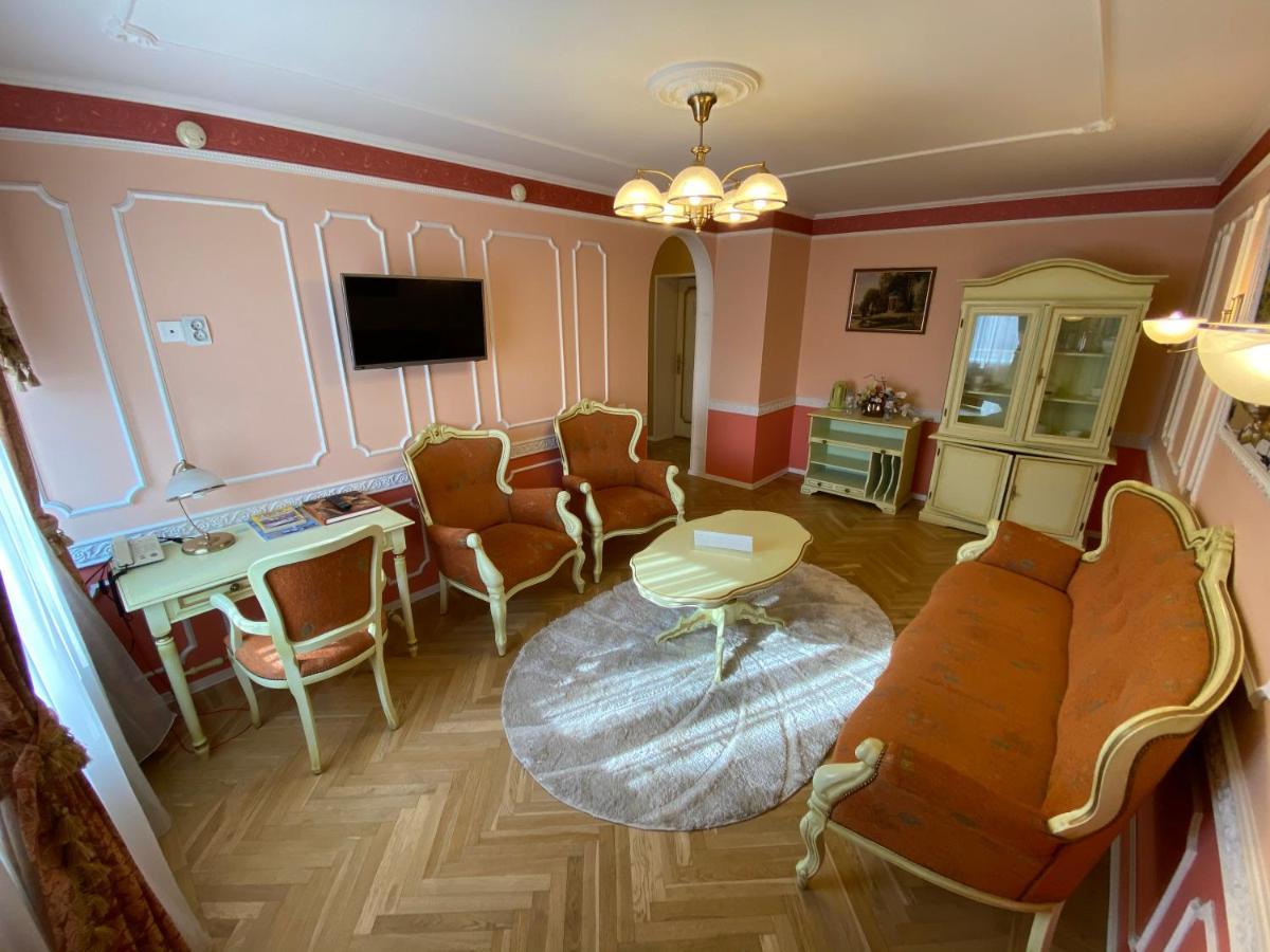 Smolenskhotel Zewnętrze zdjęcie